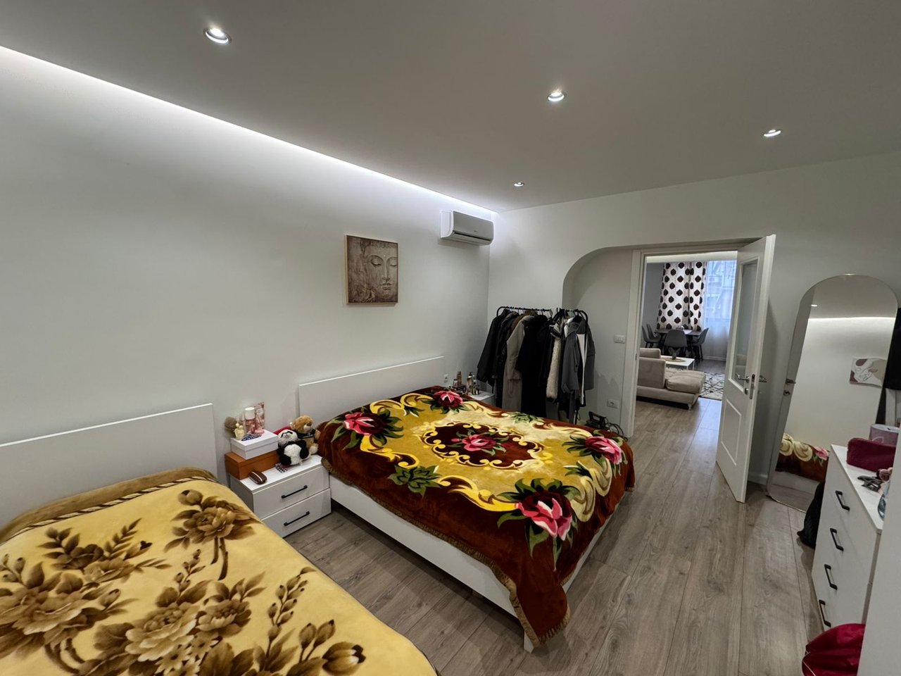 SHITET APARTAMENT 1+1 – SHKOLLA “VASIL SHANTO”, PRANË KESH