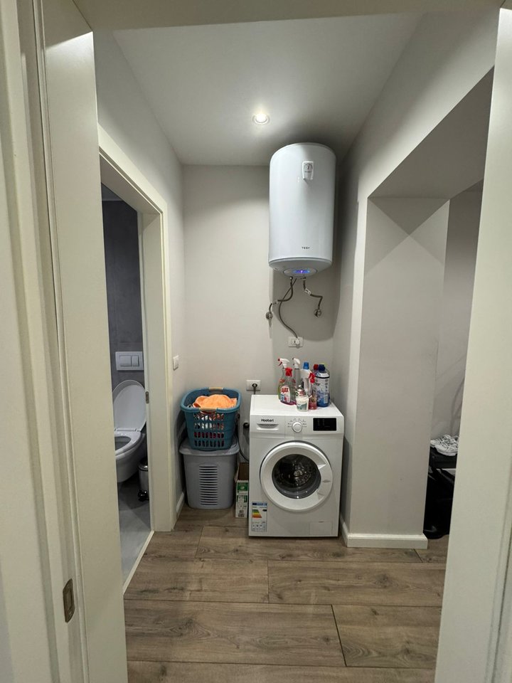 SHITET APARTAMENT 1+1 – SHKOLLA “VASIL SHANTO”, PRANË KESH