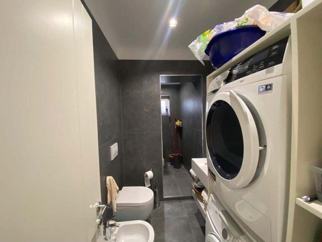 SHITET APARTAMENT 1+1 – SHKOLLA “VASIL SHANTO”, PRANË KESH