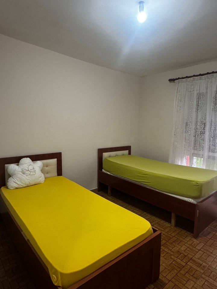 AFFITTASI APPARTAMENTO 1+1 – VIA BARDHYL