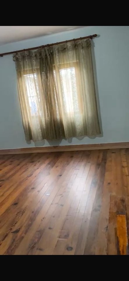 CASA PRIVATA IN AFFITTO 3+1 – ASTIR (DI FRONTE AL PALAZZO EGLA)