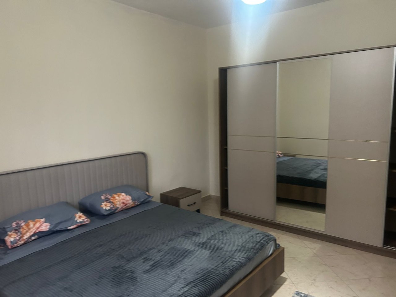 CASA IN AFFITTO 2+1 – CURVA DI KAMZË