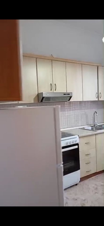 SHTËPI ME QIRA 1+1 – KODRA E PRIFTIT, Rruga Tonin Arapi