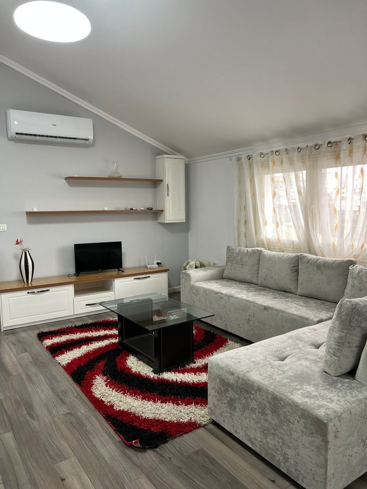 PRIVATE HOUSE FOR RENT 2+1 – Student City (FORMER FLABINA SCHOOL)