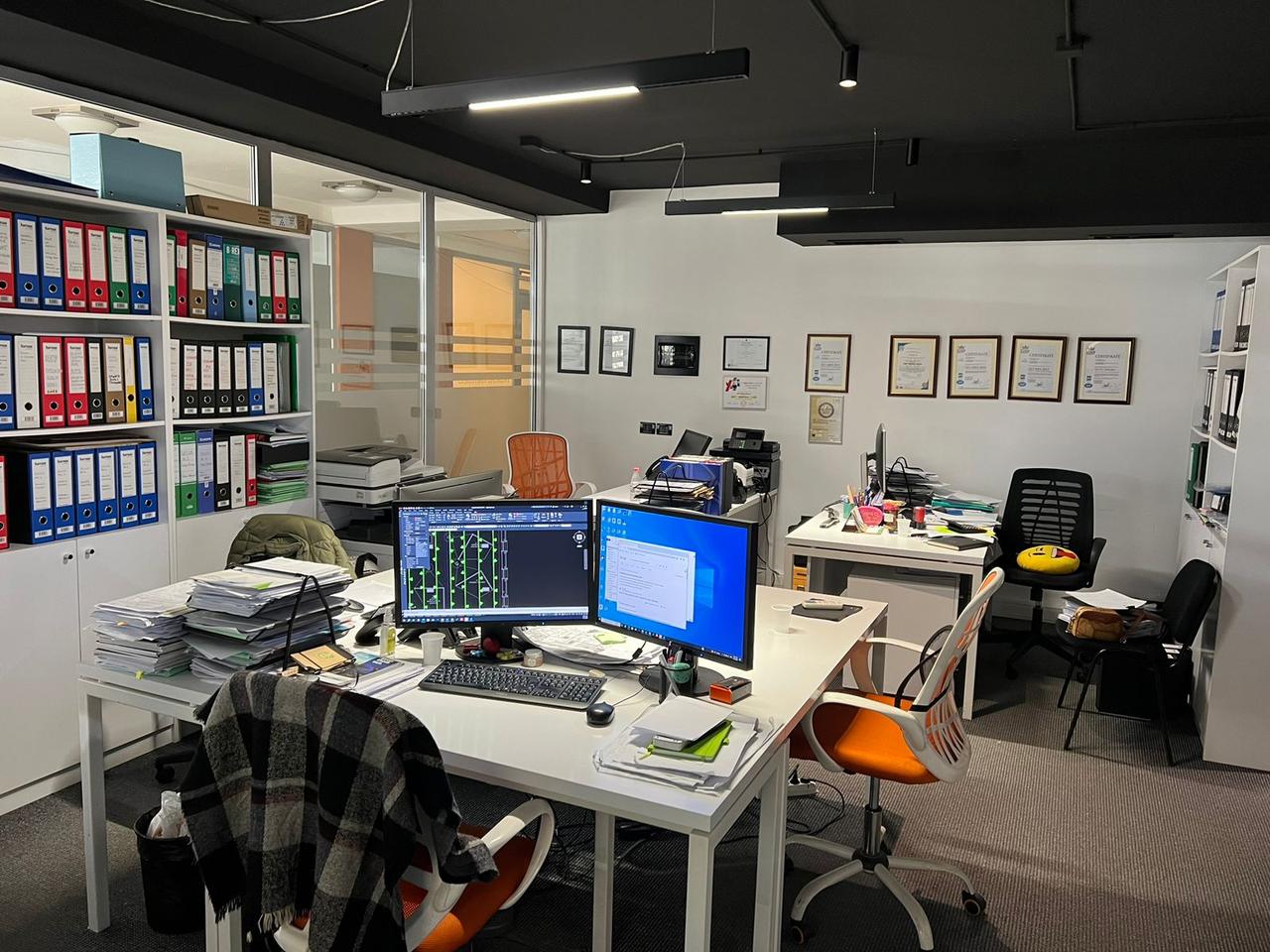 LOCALE UFFICIO IN AFFITTO – PAZARI I RI, TIRANA