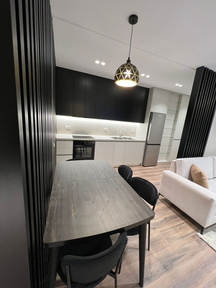 APARTAMENT ME QIRA 2+1 – ISH FUSHA AVIACIONIT