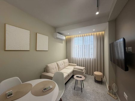 SHITEN 2 APARTAMENTE 1+1 – KRYQËZIMI I 21 DHJETORIT