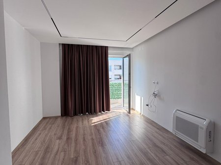 ZYRE/ APARTAMENT ME QIRA 2+1+2 – KOMUNA E PARISIT, RRUGA VIKTOR EFTIMIU