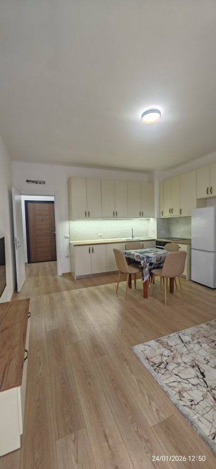 APARTAMENT ME QIRA 1+1 – POLIGRAFIKU / AUTOTRAKTORET, TIRANË
