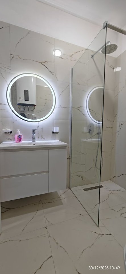 APARTAMENT ME QIRA 1+1 – POLIGRAFIKU / AUTOTRAKTORET, TIRANË