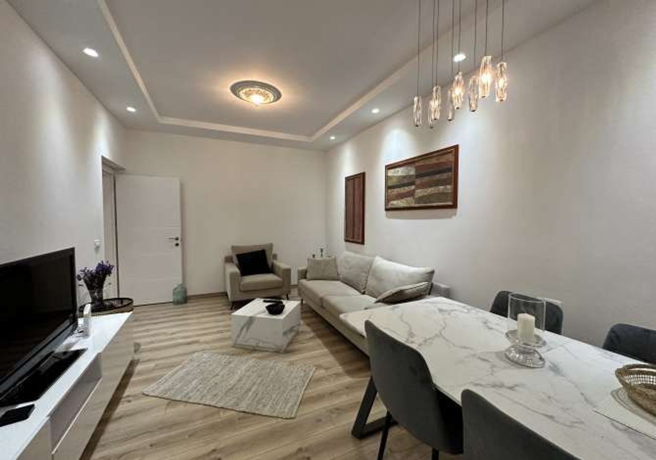 APARTAMENT ME QIRA 2+1 – LAPRAKË, TIRANË