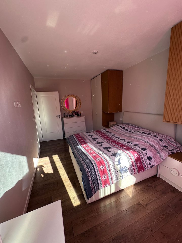 APARTAMENT 2+1+BALLKON NË SHITJE – BRRYLI