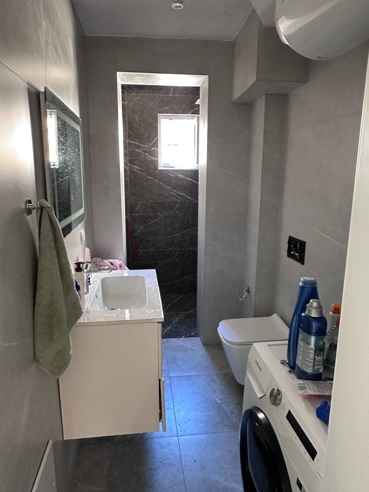 APARTAMENT 2+1+BALLKON NË SHITJE – BRRYLI