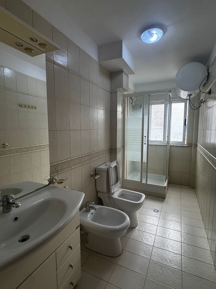 FOR SALE 2+1 APARTMENT – QEMAL STAFA STREET, XHAMLLIKU