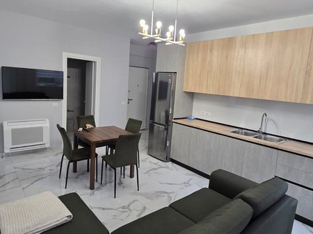 APPARTAMENTO 2+1+BALCONE IN AFFITTO – LAGO SECCO, TIRANA
