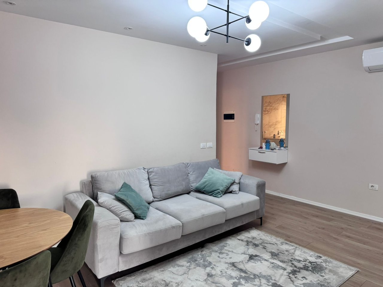 VENDESI APPARTAMENTO 1+1+BALCONE – SELITË