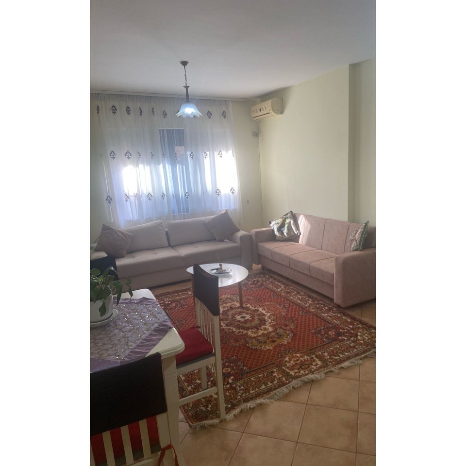 FOR RENT 1+1 APARTMENT – PAZARI I RI, RIZA CEROVA STREET