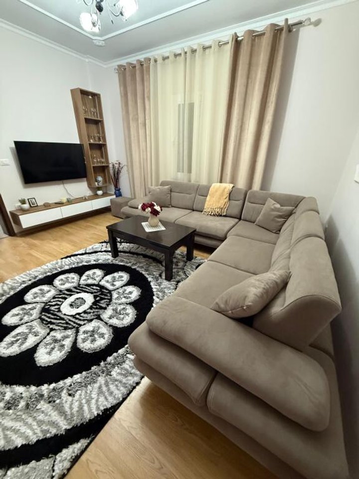 2+1 APARTMENT FOR RENT – END OF 5 MAJI STREET, TIRANA