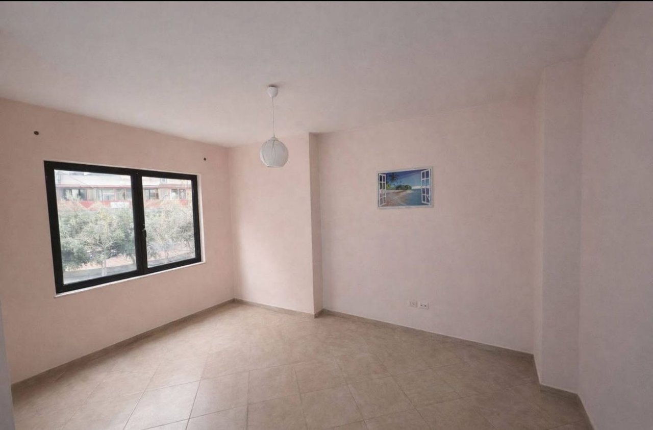 VENDESI APPARTAMENTO 1+1 – ASTIR, VICINO AL RONDO