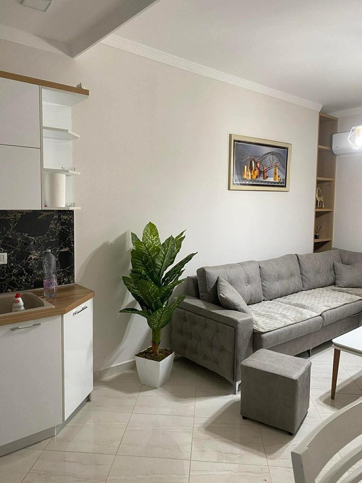 APARTAMENT ME QIRA 2+1 – SHKOZË, KOMPLEKSI CITY VIEW