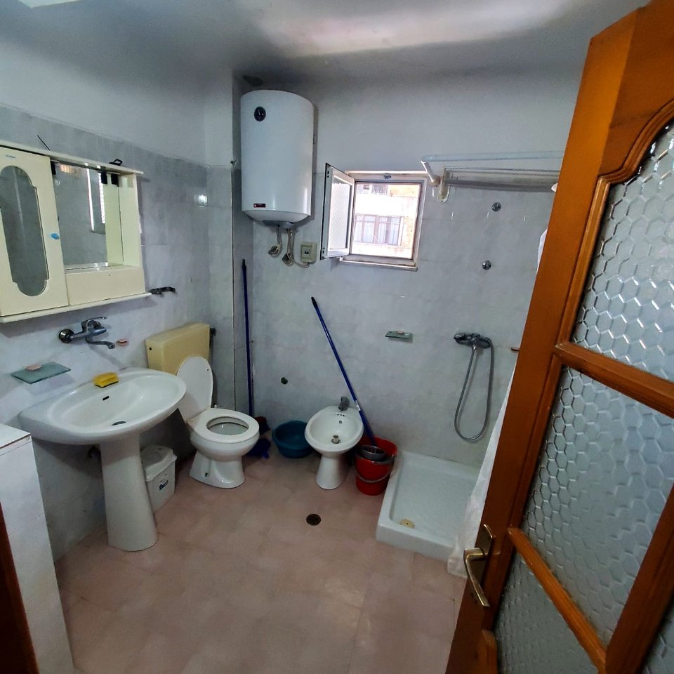 JEPET ME QIRA APARTAMENT 1+1 – MEDRESEJA, RR. THANAS ZIKO