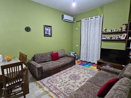 SHITET APARTAMENT 1+1 ME 2 BALLKONE – ASTIR, BAR SANTANA