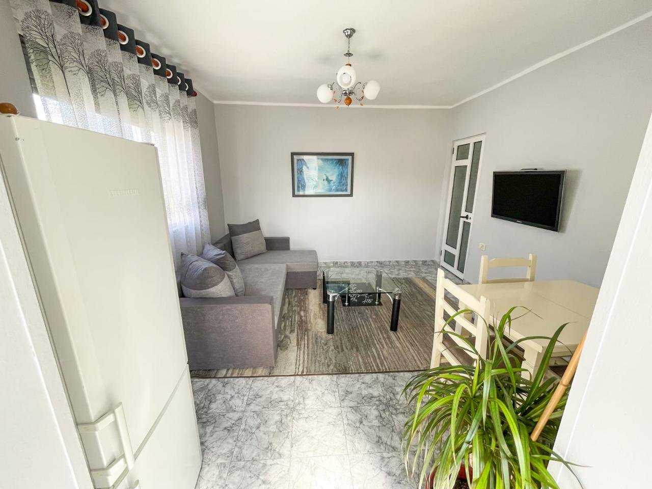 SHITET APARTAMENT 1+1 – VASIL SHANTO, TIRANË