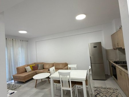 🏠 CASA IN AFFITTO – COMPLESSO GOLDEN, DI FRONTE ALL'AMERICAN 3