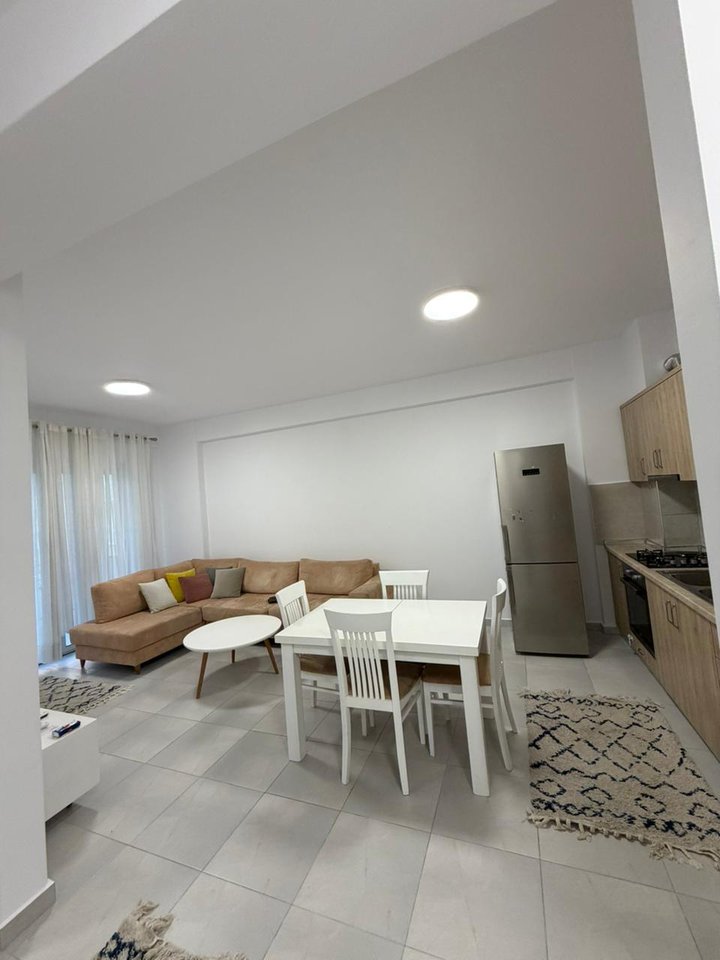 🏠 CASA IN AFFITTO – COMPLESSO GOLDEN, DI FRONTE ALL'AMERICAN 3