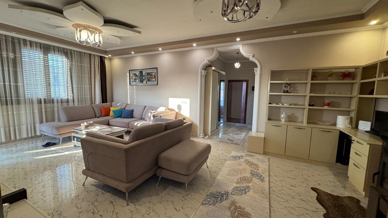 🏠 SHTËPI ME QERA – ALLIAS, RR. NJAZI MEKA