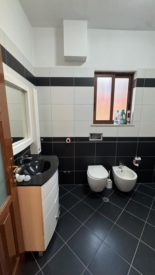 🏠 SHTËPI ME QERA – ALLIAS, RR. NJAZI MEKA