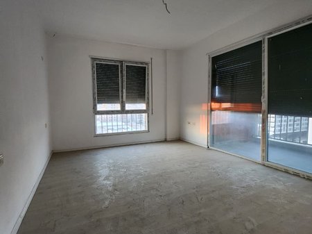 SHITET APARTAMENT 2+1+2 – RR. 5 MAJI