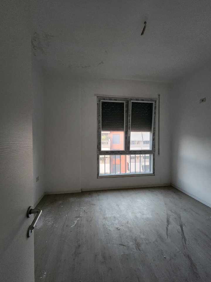 SHITET APARTAMENT 2+1+2 – RR. 5 MAJI