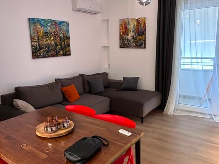 SHITET APARTAMENT 2+1 – FUSHA E AVIACIONIT, TIRANË