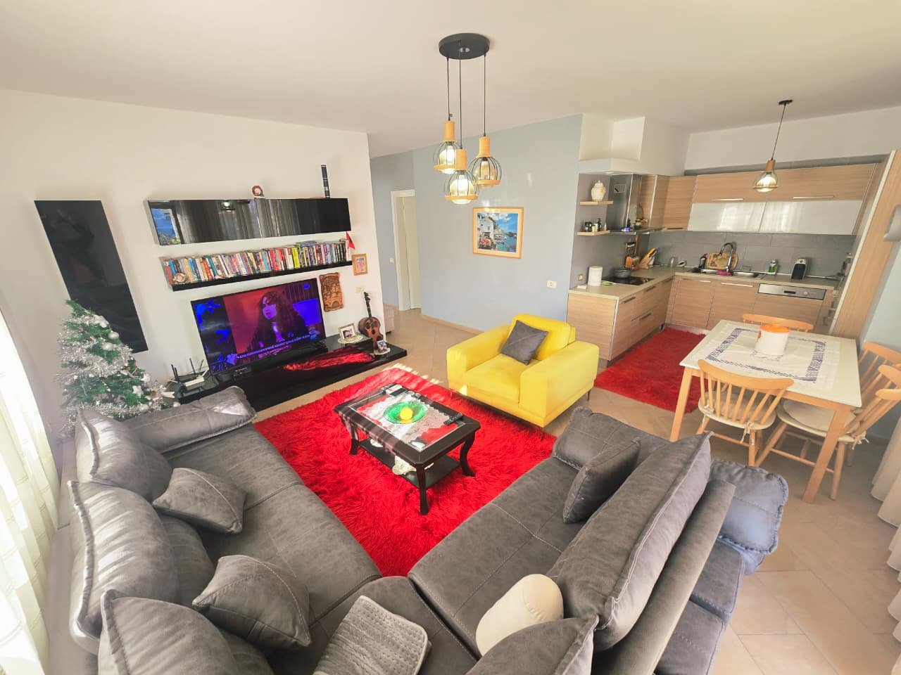 SHITET SUPER APARTAMENT 2+1 ME 2 VERANDA – KODRA E DIELLIT, TIRANË