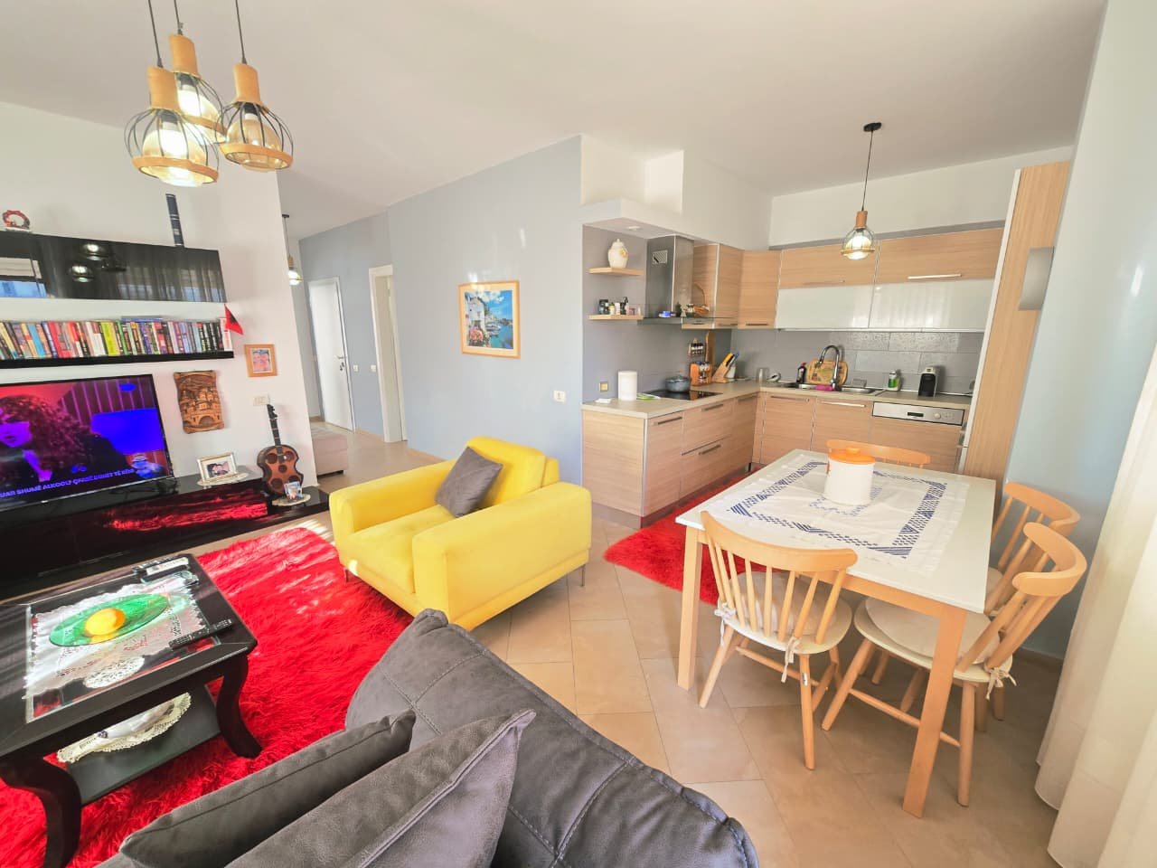 SHITET SUPER APARTAMENT 2+1 ME 2 VERANDA – KODRA E DIELLIT, TIRANË