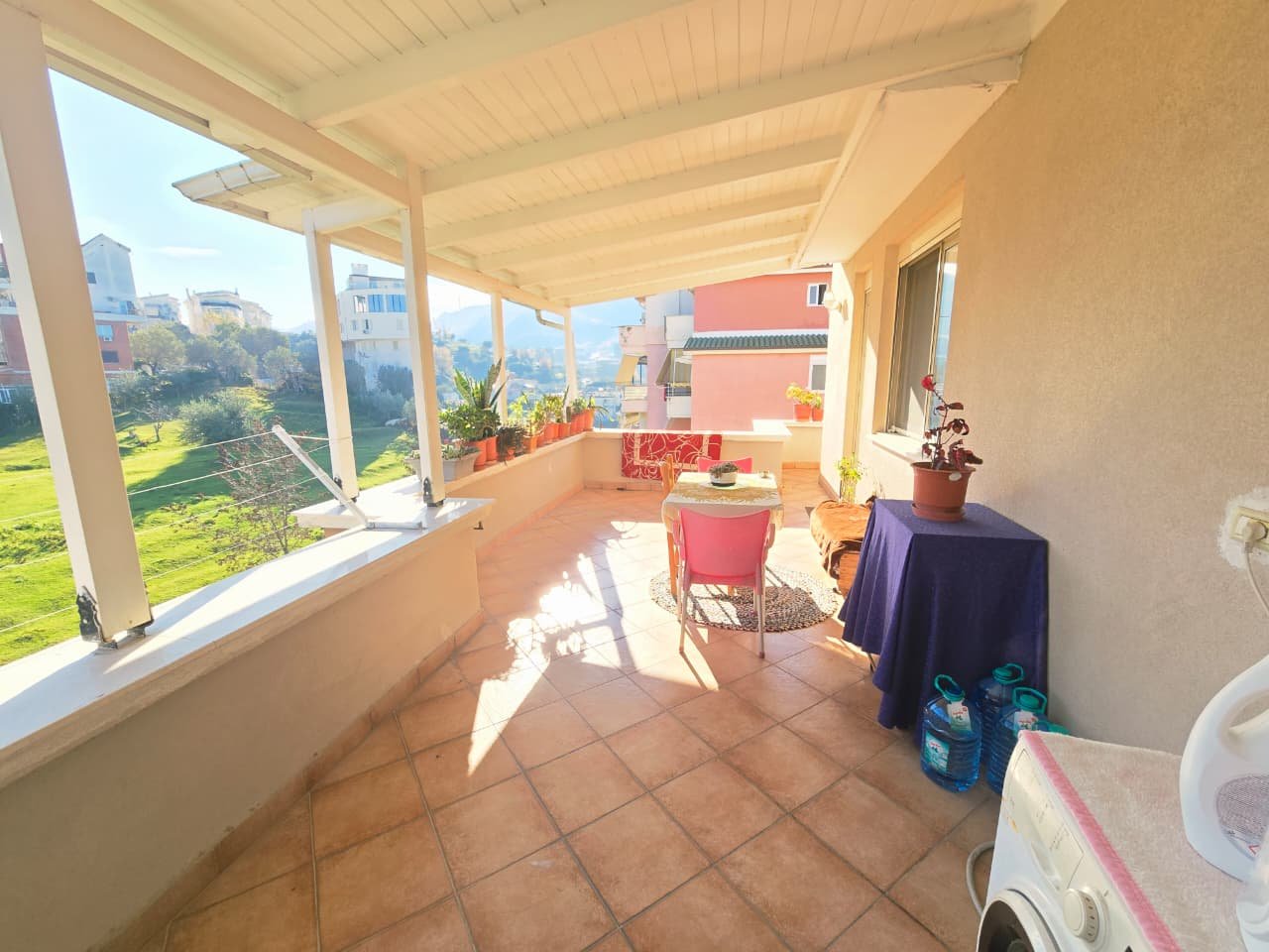 SHITET SUPER APARTAMENT 2+1 ME 2 VERANDA – KODRA E DIELLIT, TIRANË
