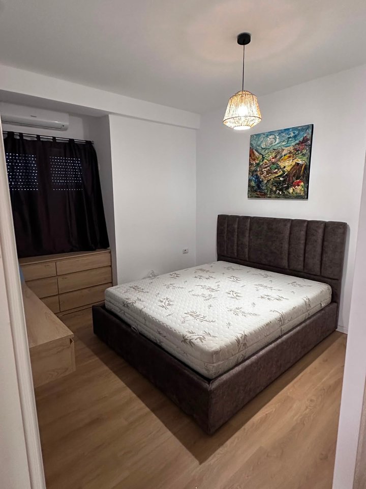 SHITET APARTAMENT 2+1 – FUSHA E AVIACIONIT, TIRANË