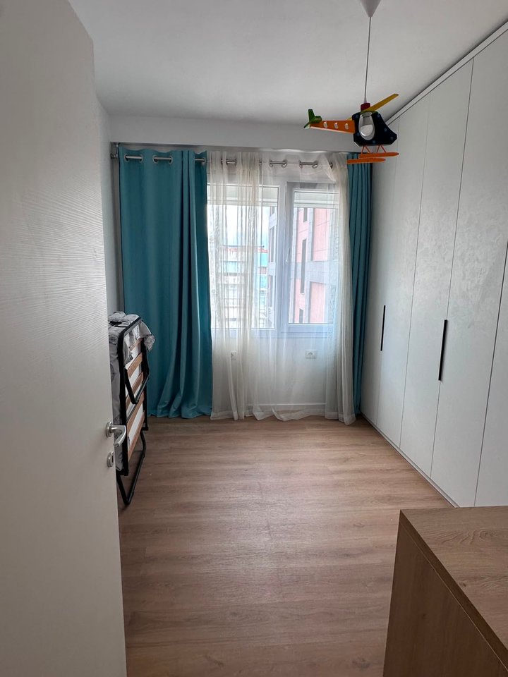 SHITET APARTAMENT 2+1 – FUSHA E AVIACIONIT, TIRANË