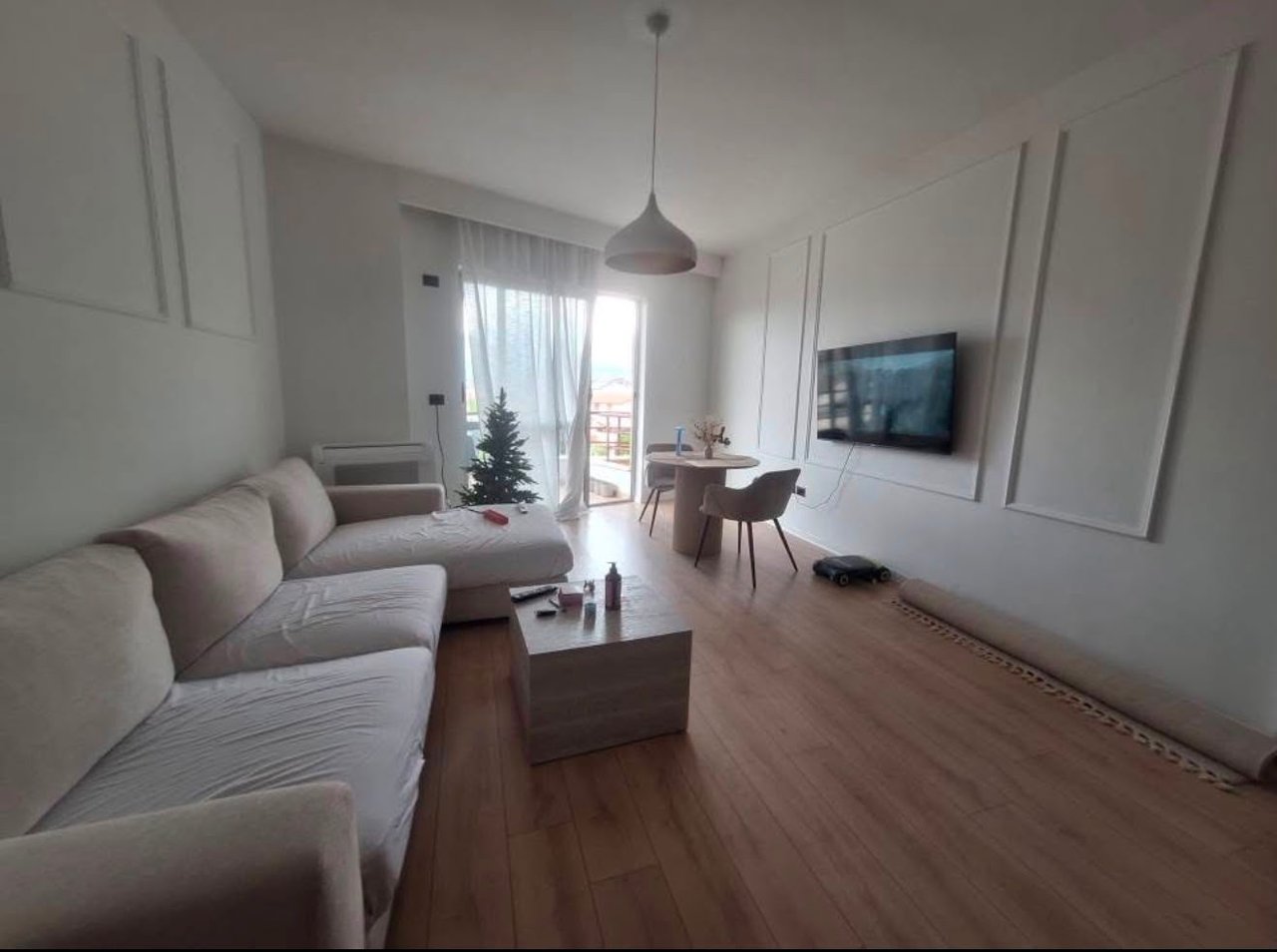 🏠 VENDESI APPARTAMENTO 1+1 – PALAZZI GIALLI