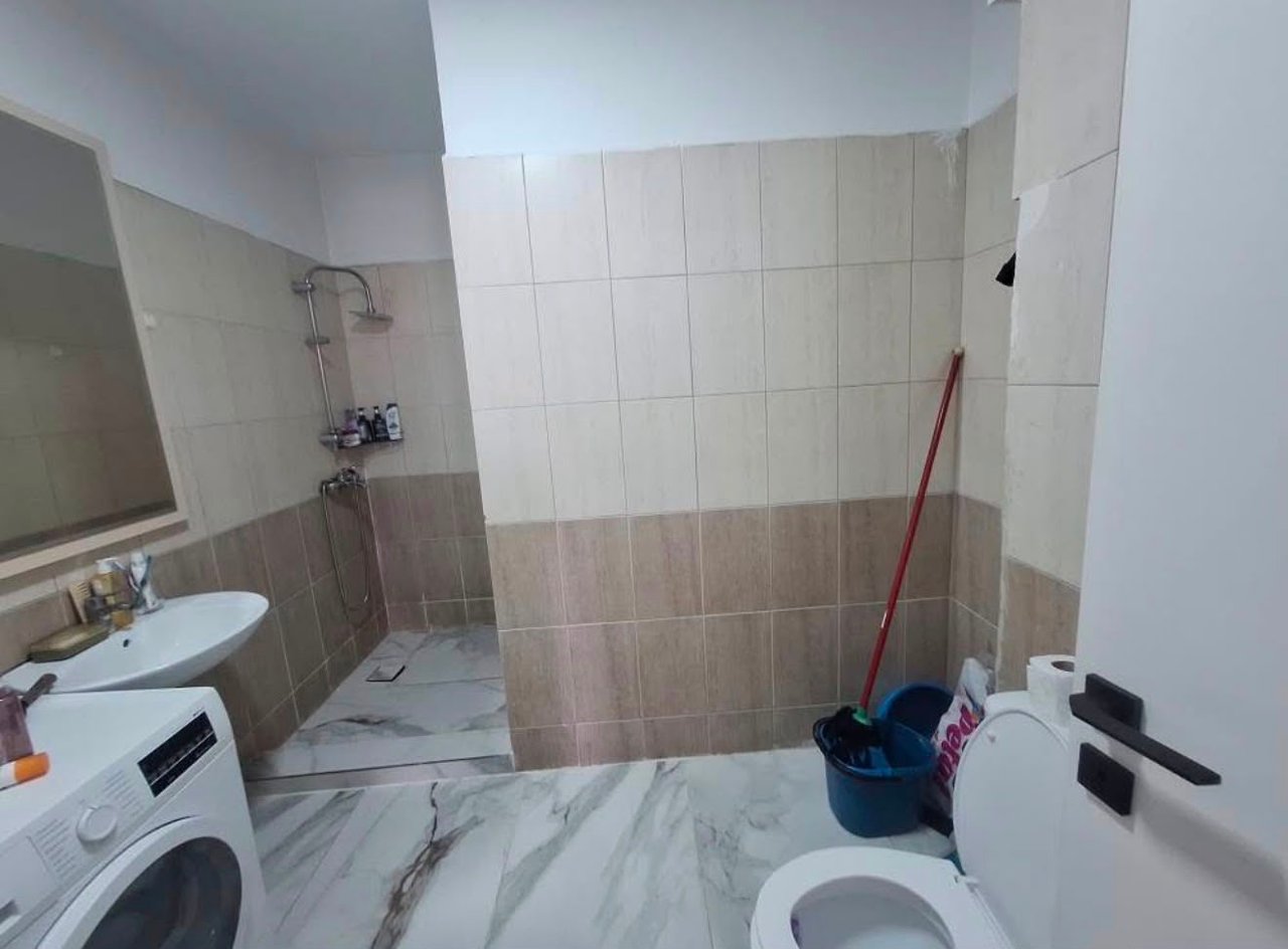 🏠 VENDESI APPARTAMENTO 1+1 – PALAZZI GIALLI