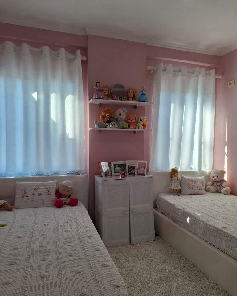 🏡 Shitet Apartament 3+1 – Astir, përballë Vila L