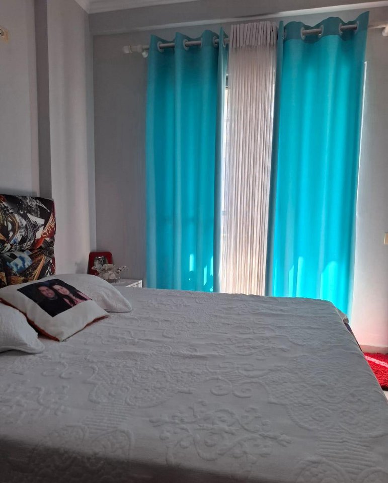 🏡 Shitet Apartament 3+1 – Astir, përballë Vila L