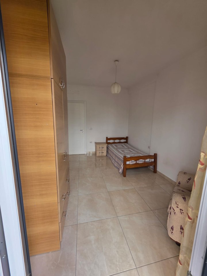 🏠 JEPET ME QERA APARTAMENT 2+1 – RRUGA SOKRAT MIHO