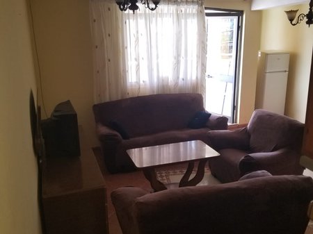 🏡 AFFITTASI APPARTAMENTO 1+1 – ALI DEMI, TIRANA