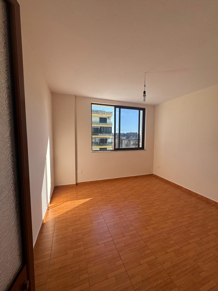 FOR SALE 2+1 APARTMENT – ZOGU I ZI, TIRANA