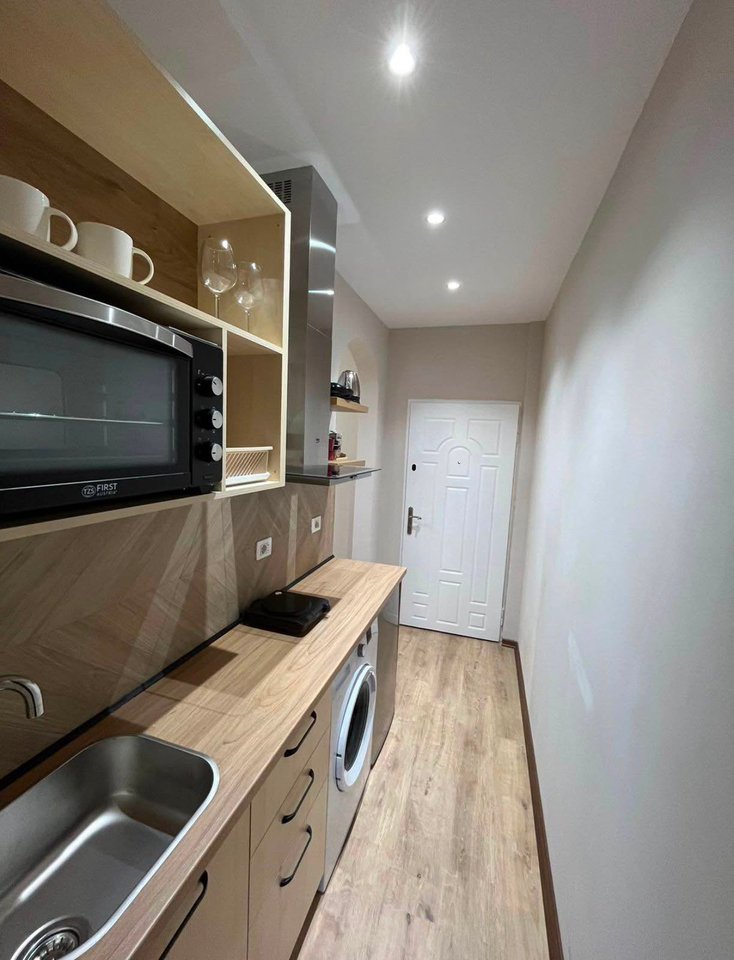 SHITET STUDIO APARTAMENT – BLLOK, TIRANË