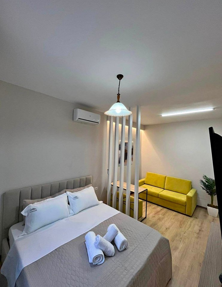 SHITET STUDIO APARTAMENT – BLLOK, TIRANË