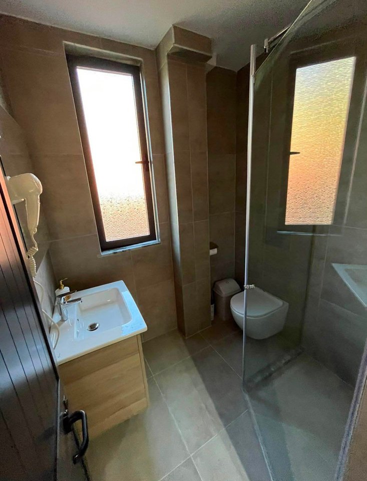 SHITET STUDIO APARTAMENT – BLLOK, TIRANË
