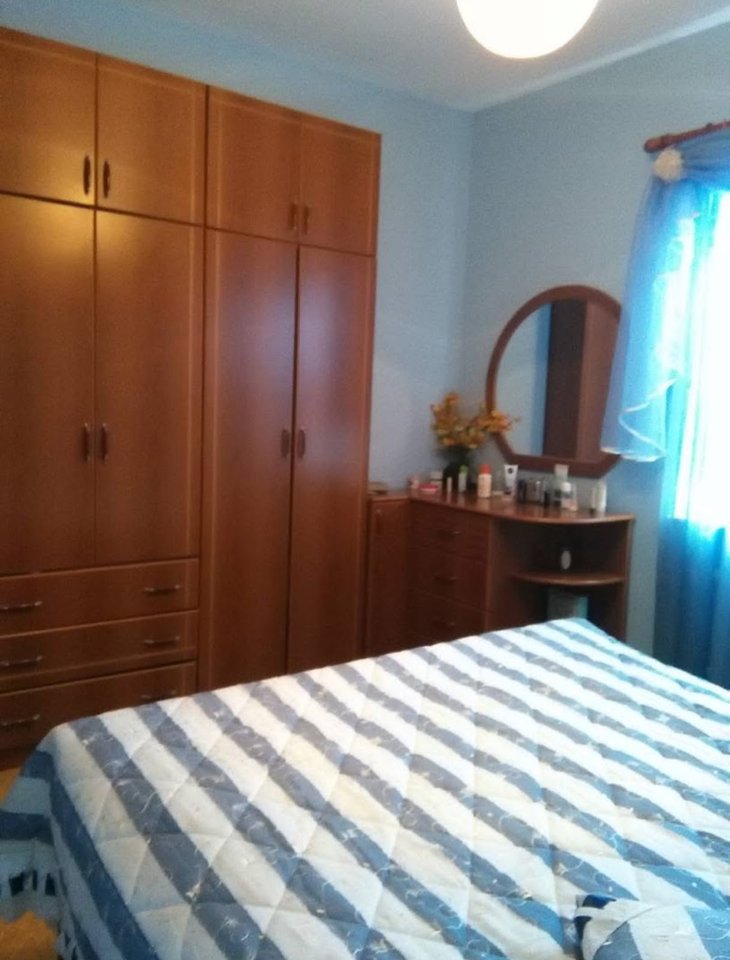 SHITET APARTAMENT 1+1 – PORCELAN, PRANË UET, TIRANË